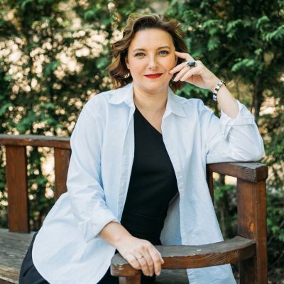 Олеся Назарова